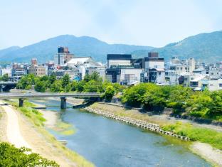 IS Kamogawa Riverside